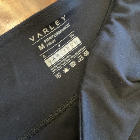 Varley Mesh panel black yoga stirrup leggings - Picture 4 of 4